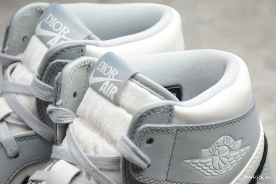 BOX CN8607-002 OG SHOE X HIGH JORDAN (DIOR ) 1 CN8607-002 DIOR AIR 0516